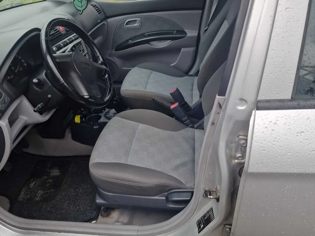 Billede 3 - Fin lille bil ,benzin vegtagift 868kr