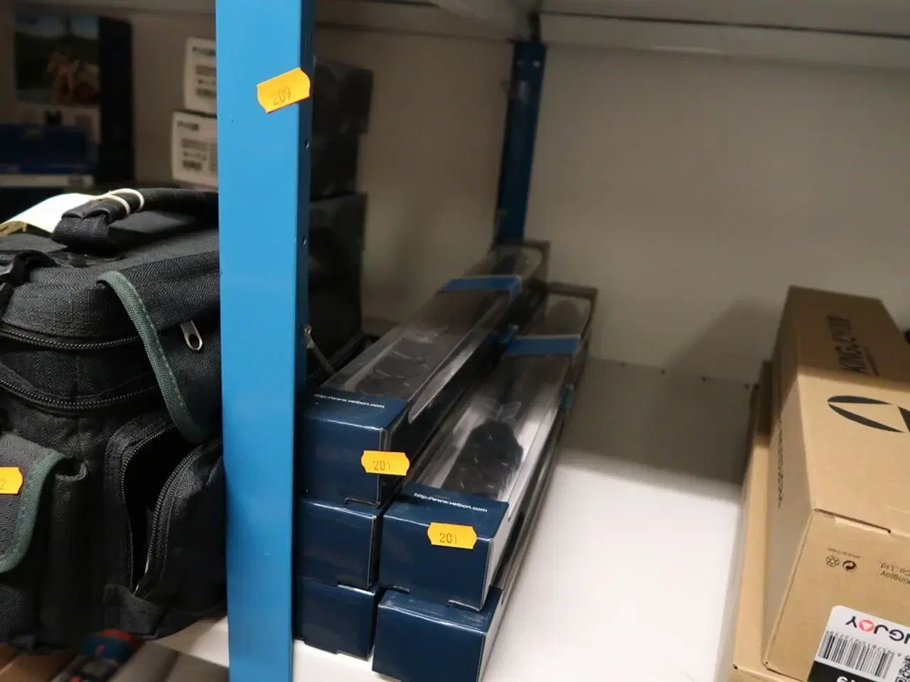 Billede 2 - 5 stk. kasser med kameraudstyr