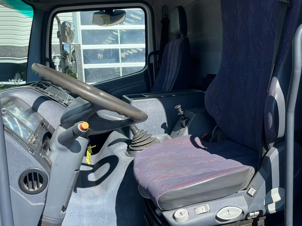 Billede 10 - Mercedes Atego  Knæklad 7.5m, med rampe i fuld brede i bag.