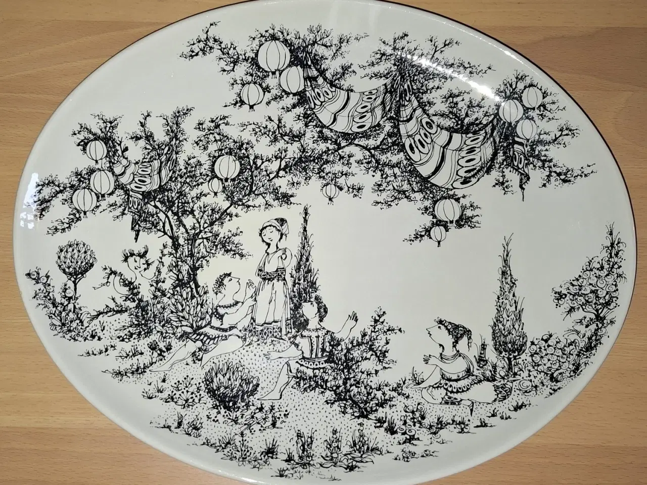 Billede 1 - Ovalt fad Bjørn Wiinblad "Midsummer night dream"