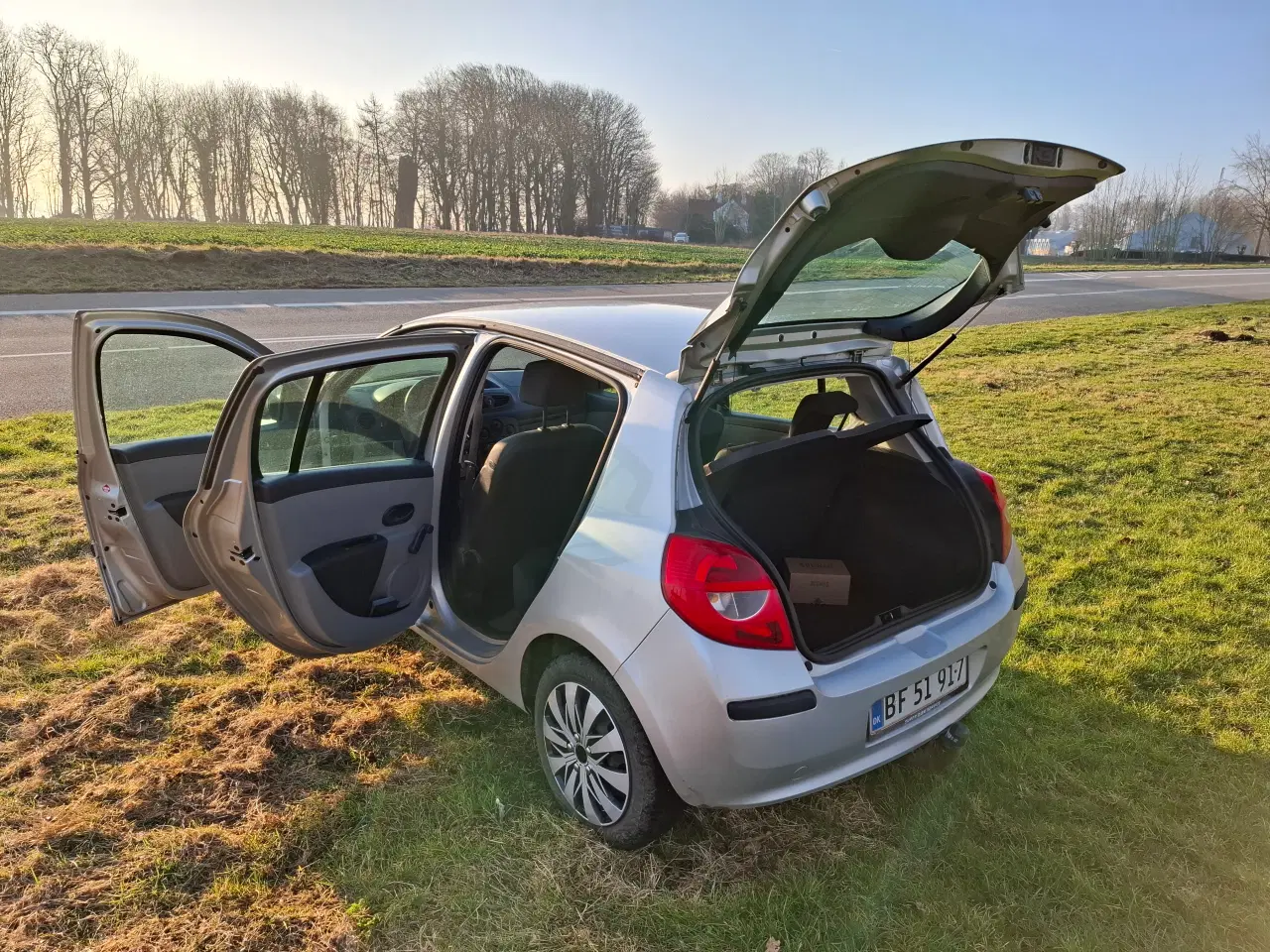 Billede 3 - Renault Clio 1.2 16V – Kun 88.000 km – Velholdt