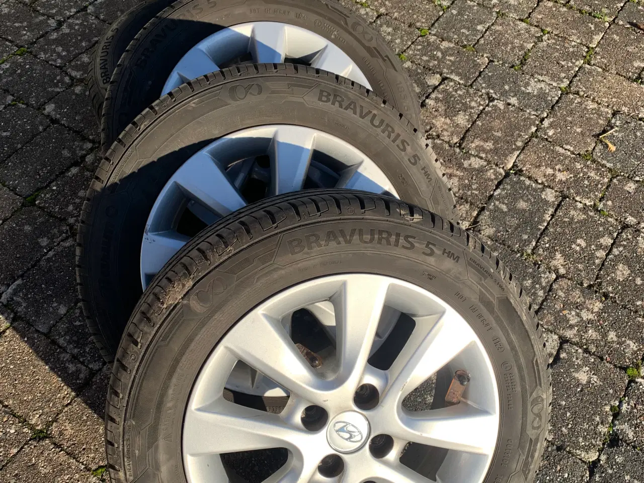 Billede 4 - Nyere dæk på alufælge