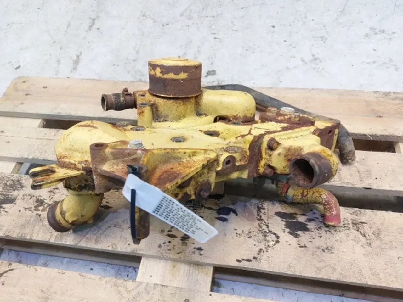 Billede 11 - New Holland TX65 Vandpumpe 87840562