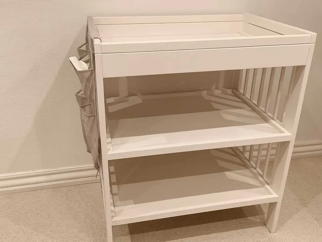 Billede 2 - Puslebord fra ikea