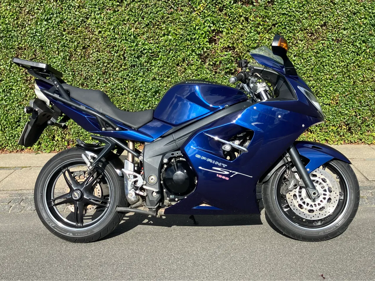 Billede 8 - Triumph Sprint 1050 ST Super flot stand / lav km