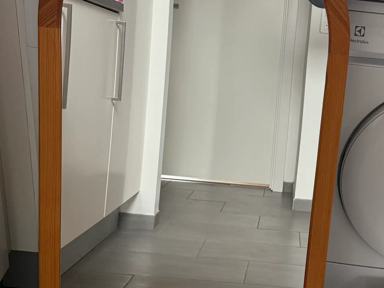 Billede 1 - Spejl med træramme