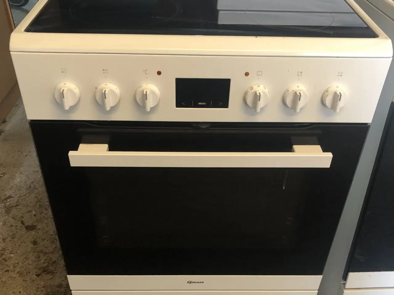 Billede 1 - Komfur god stand