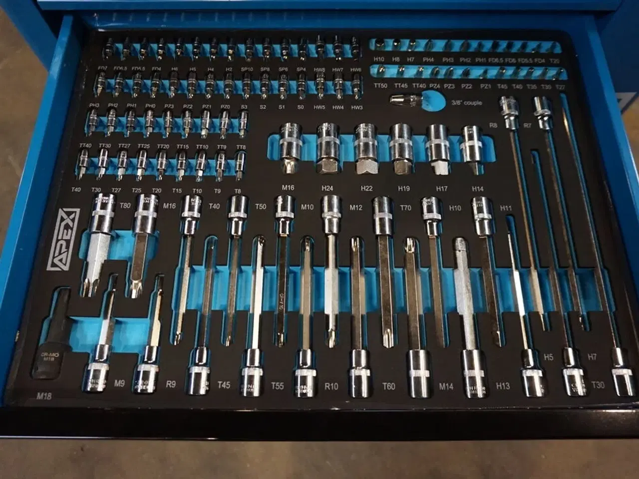 Billede 4 - Apex Værktøjsvogn XXL med værktøj og 7 skuffer og skab Blue