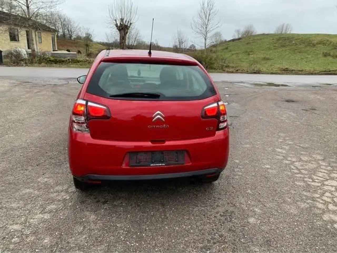 Billede 6 - Citroen c3 fra 2014 1,4. 4-dørs M. Bagklap Halvårl