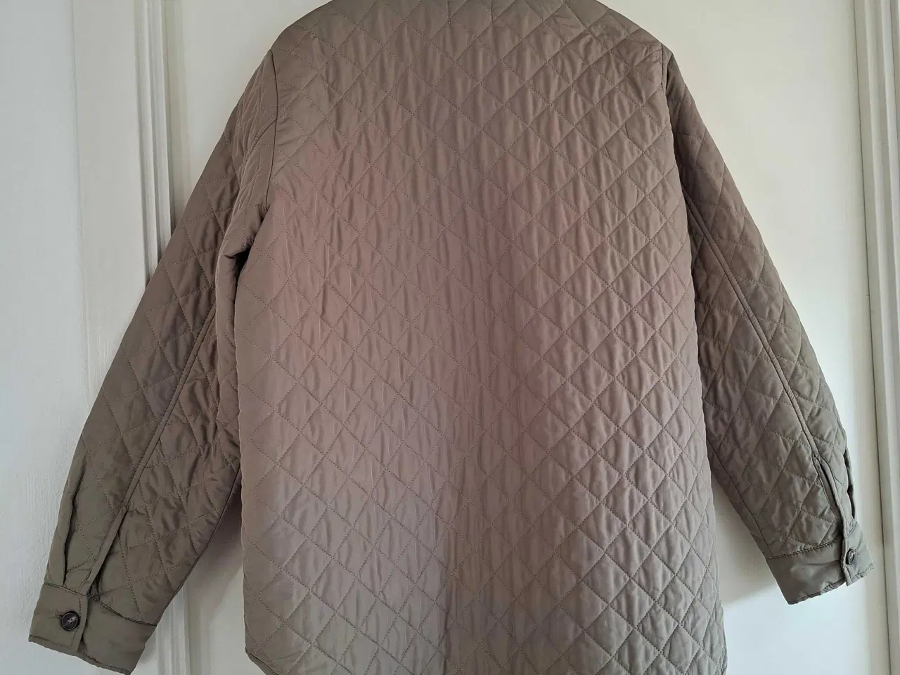 Billede 1 - Flot forårs jakke