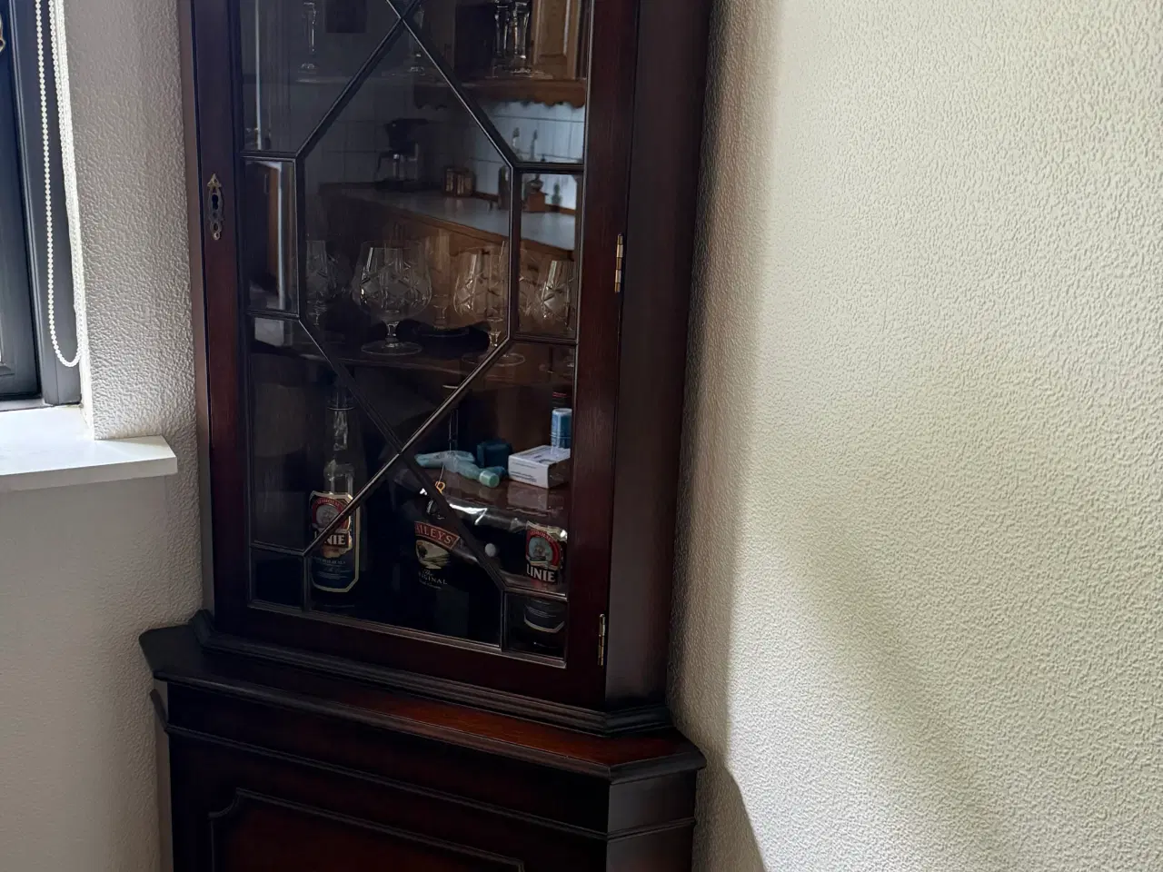 Billede 2 - Mahogni hjærneskab sælges