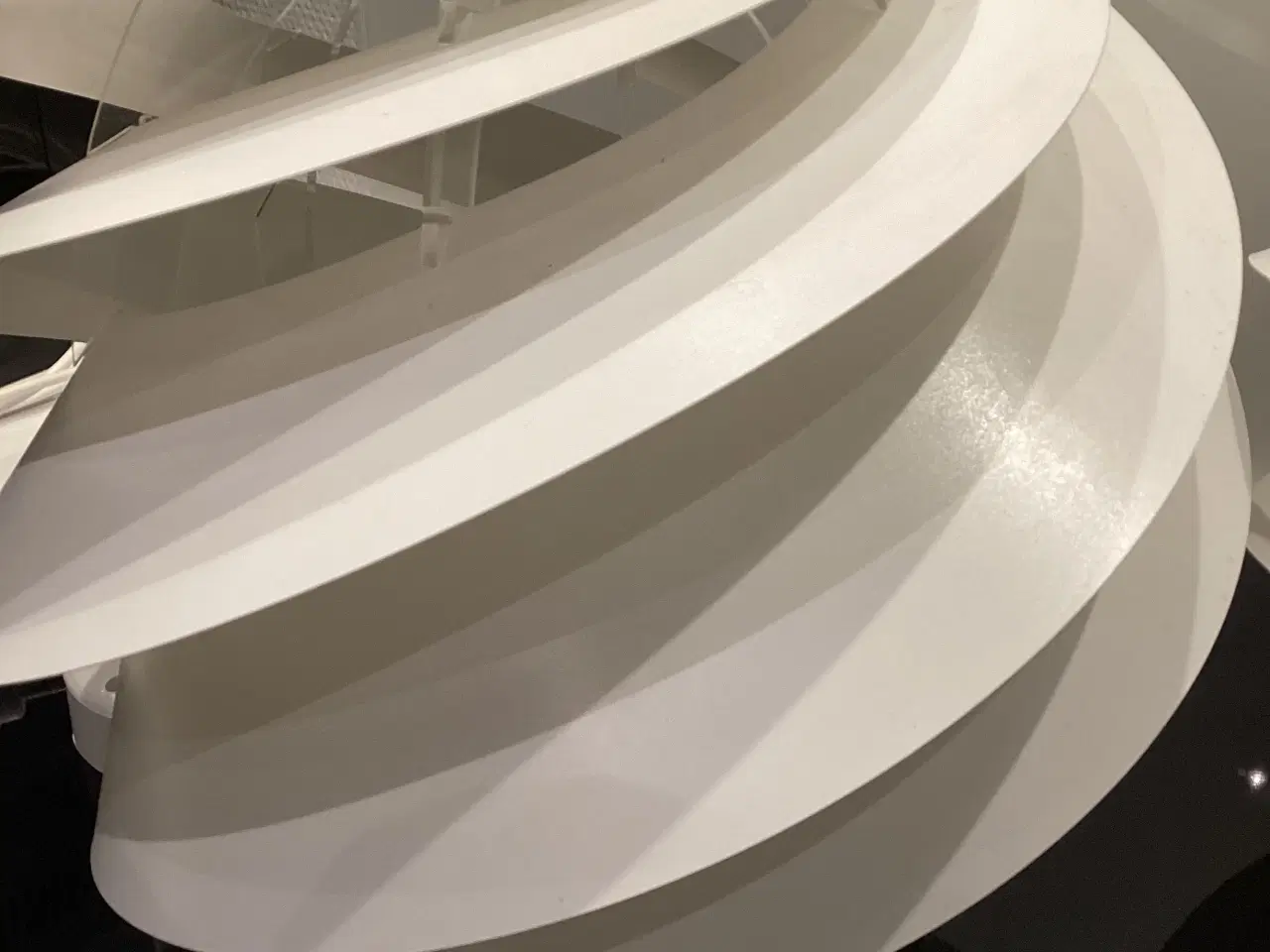 Billede 2 - Le klint swirl small 2 stk