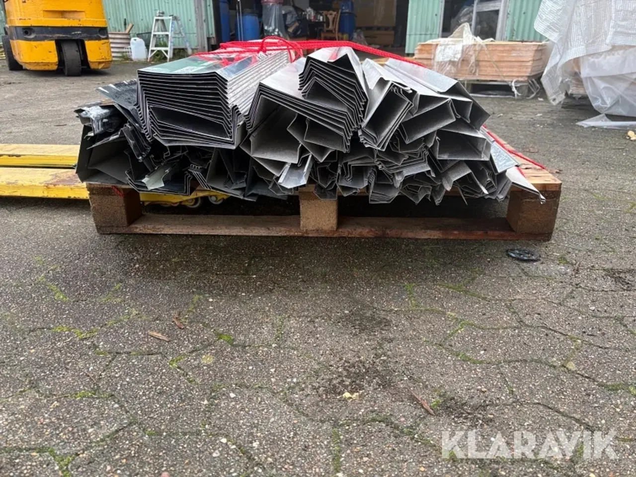 Billede 6 - Blandet lot vindskeder, kapsler og tagfod Alu