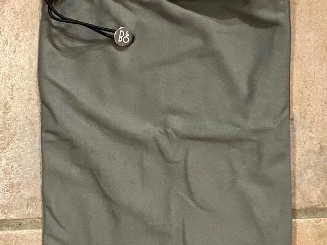 Billede 1 - B&O Beskyttelsespose til Hovedtelefoner Mørkegrå/Lysegrå