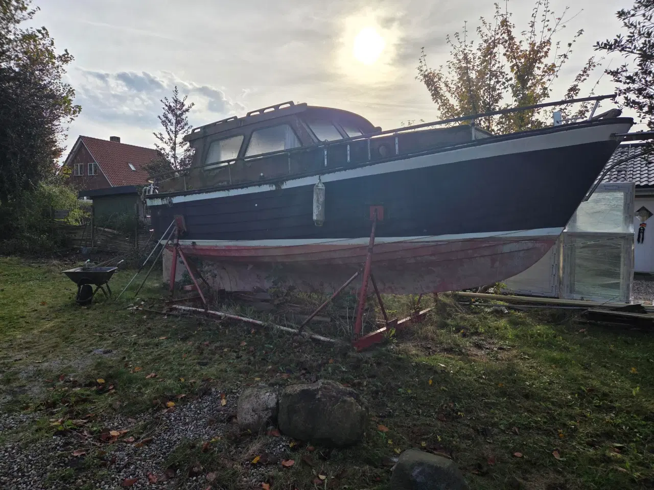 Billede 1 - Kabinebåd