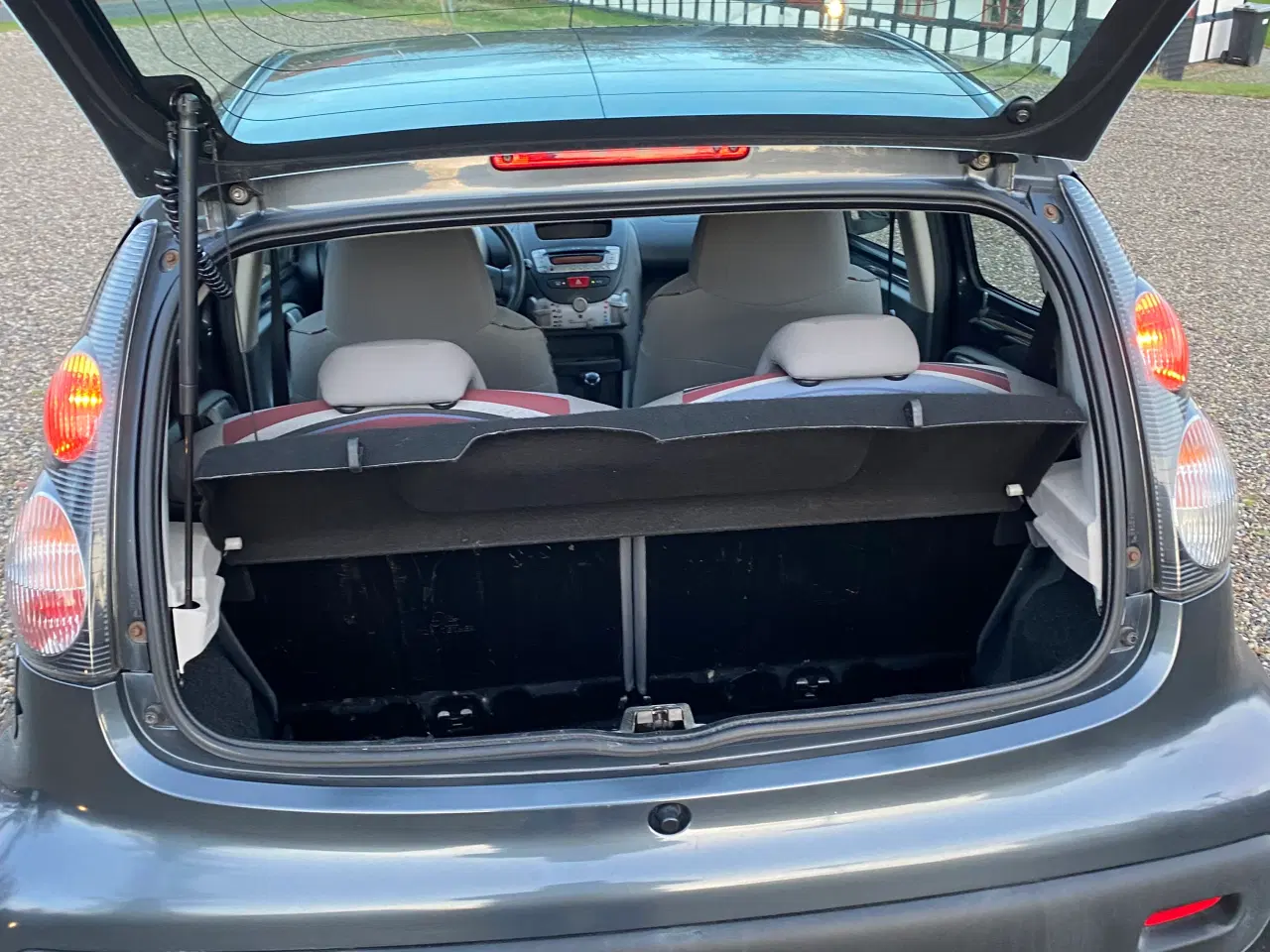 Billede 2 - Bil sælges