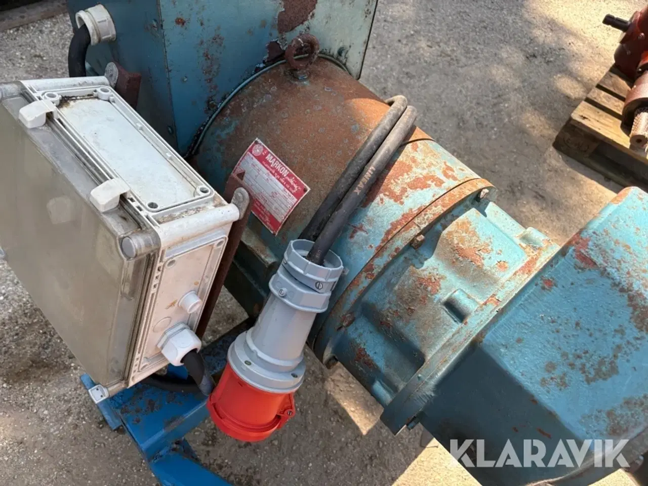 Billede 10 - Generator til traktor