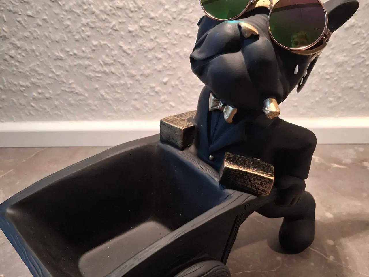 Billede 10 - Sort Bulldog til pynt