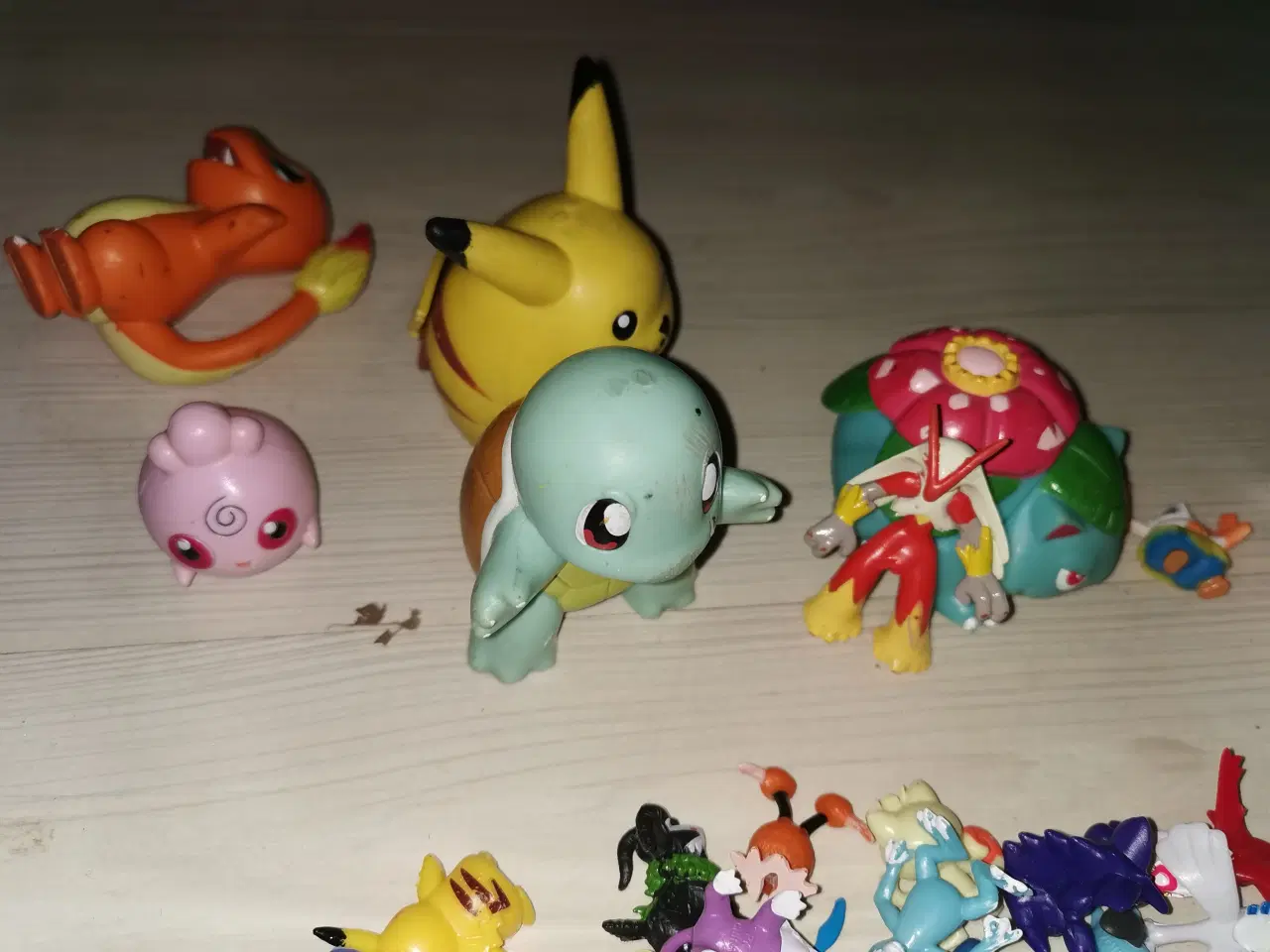 Billede 3 - Pokemon figurer og pokemon ball