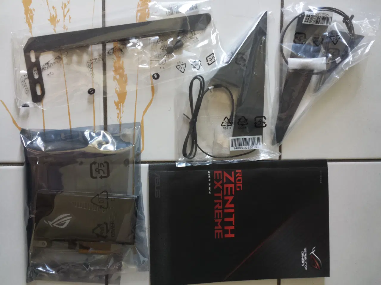 Billede 3 - Threadripper TR4 / X399, Asus, ROG Zenith Extreme