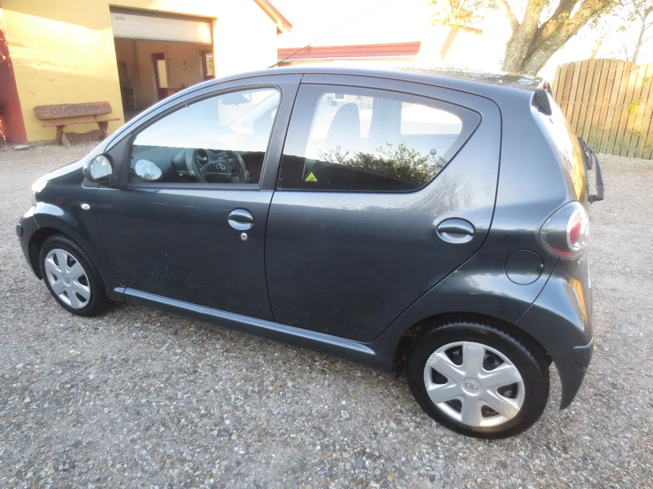 Billede 4 - Toyota Aygo  1.0 i Årg 11.  Synet i 25