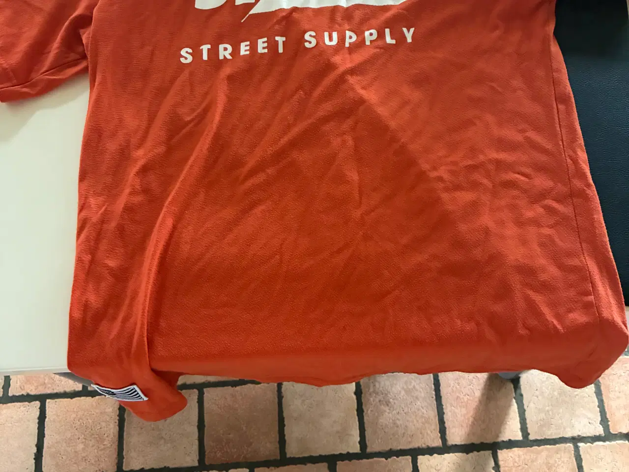 Billede 9 - Hættetrøje,trøjer og t-shirts 