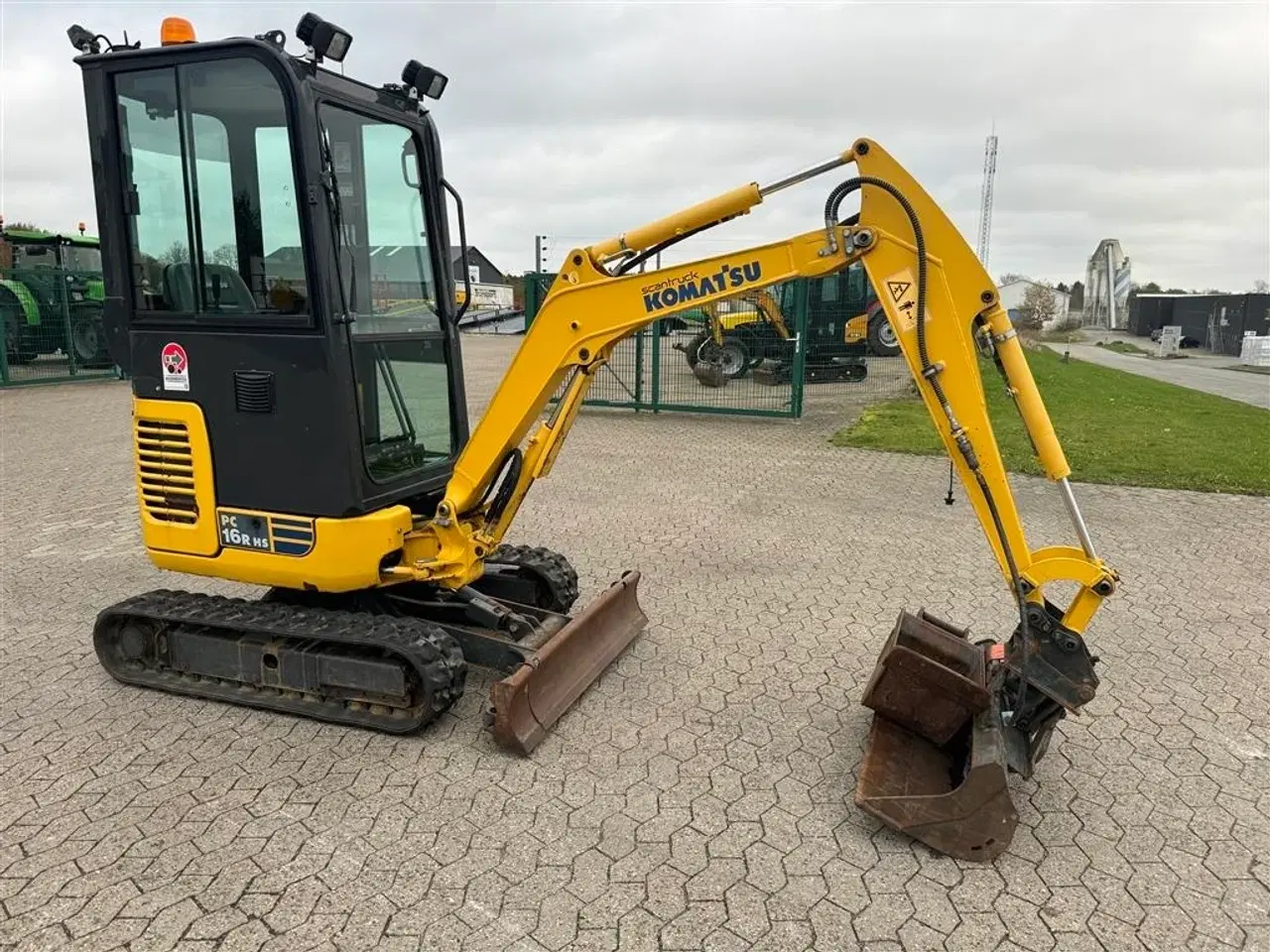 Billede 1 - Komatsu PC16R-3HS