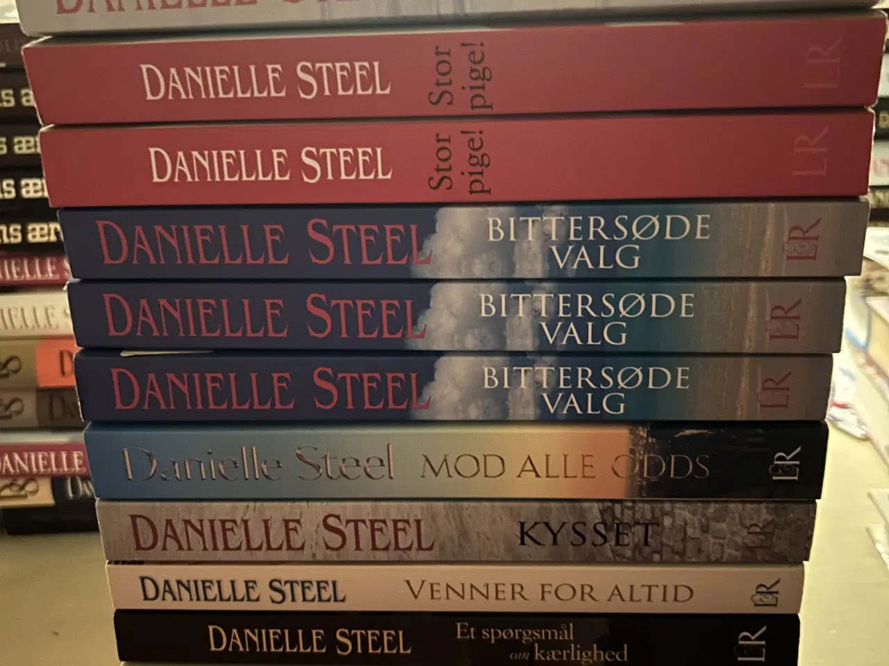 Billede 2 - Danielle Steel bøger
