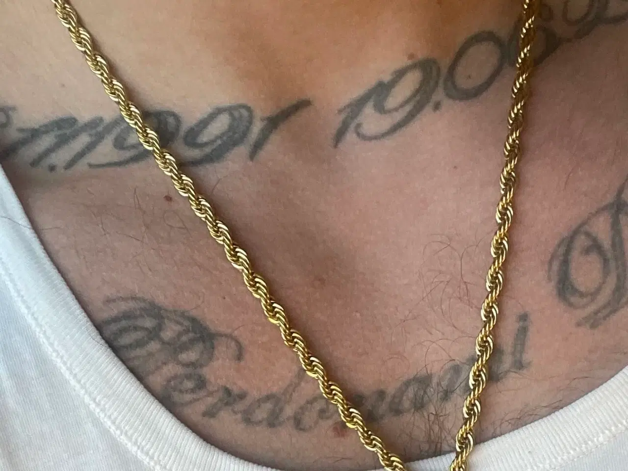 Billede 1 - 5mm 14kt goldfilled rope chain med unikt kors