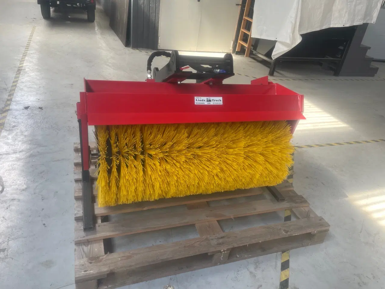 Billede 1 - Hydraulisk Kost til minigraver