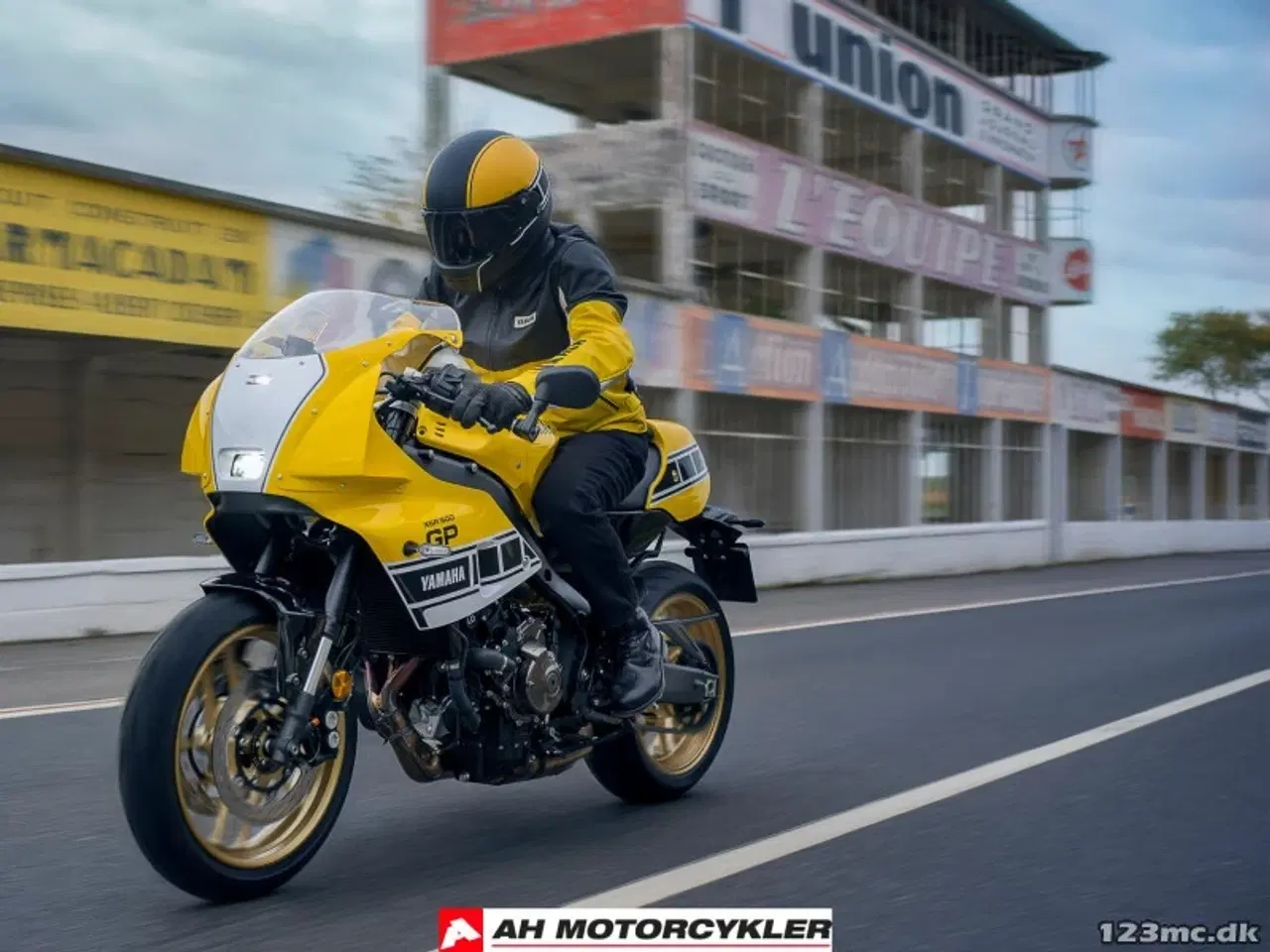 Billede 17 - Yamaha XSR 900 GP Legend Yellow