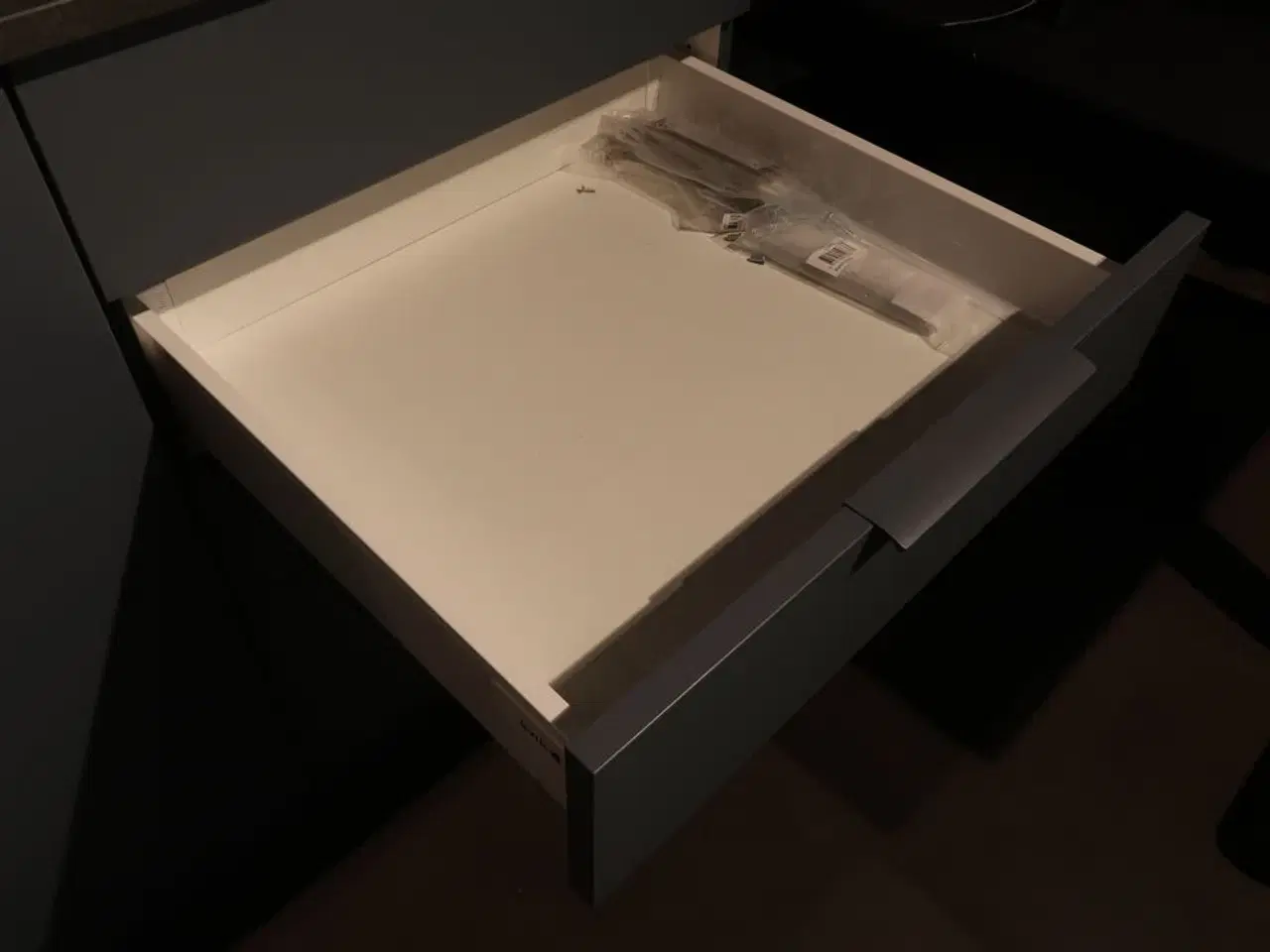 Billede 14 - Kvik køkken - Bordo blue