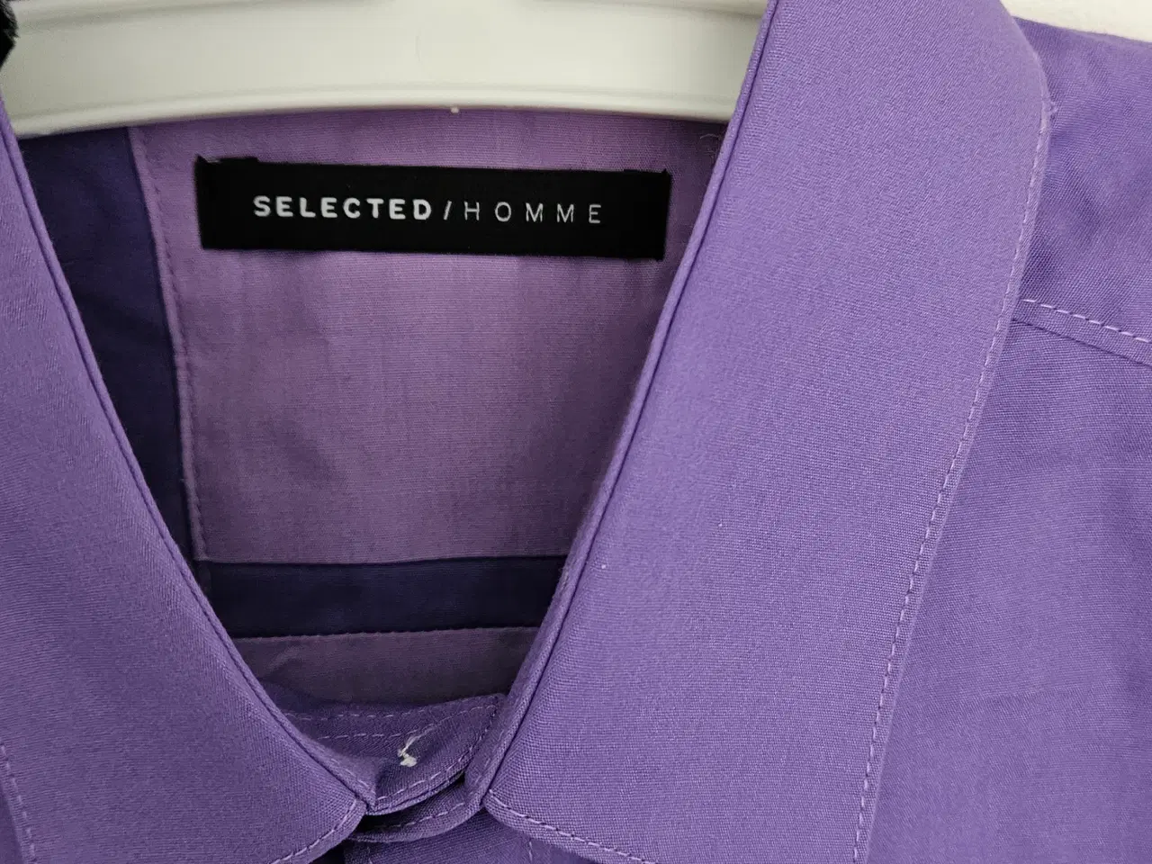 Billede 2 - Skjorte (S) Selected Homme Purple. Ubrugt.