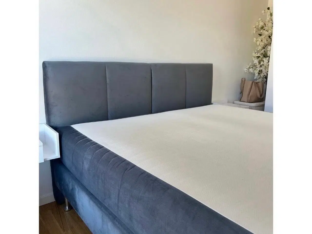 Billede 2 - Velour dobbeltseng 