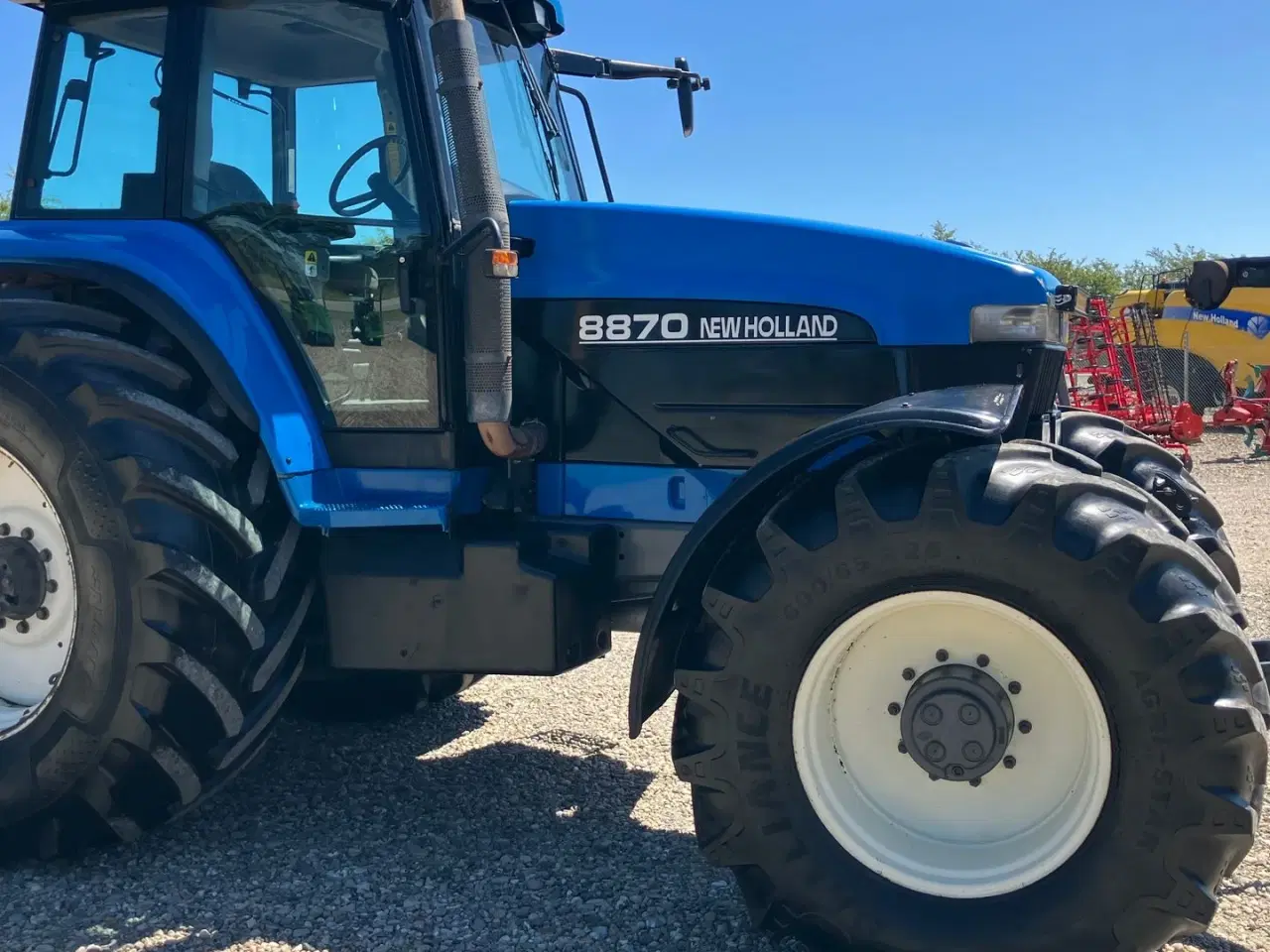 Billede 4 - New Holland 8870 renoveret gearkasse og motor!
