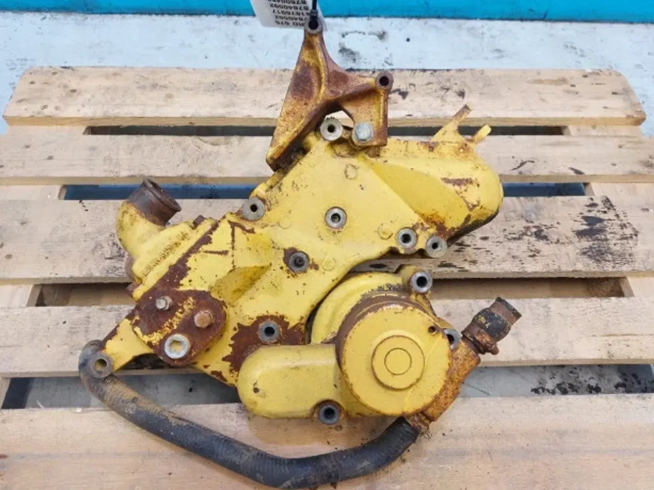 Billede 4 - New Holland TX65 Vandpumpe 87840562