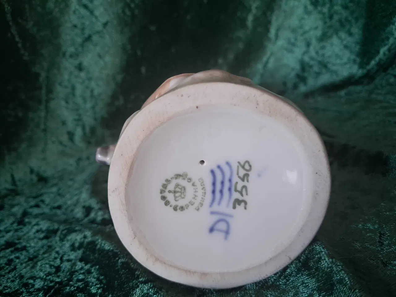 Billede 9 - Byd på Kongelige Porcelæns figurer