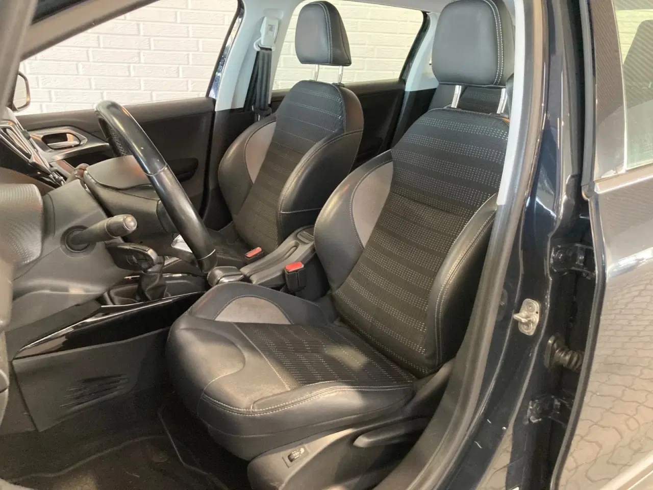 Billede 4 - Peugeot 2008 1,2 e-THP 110 Allure