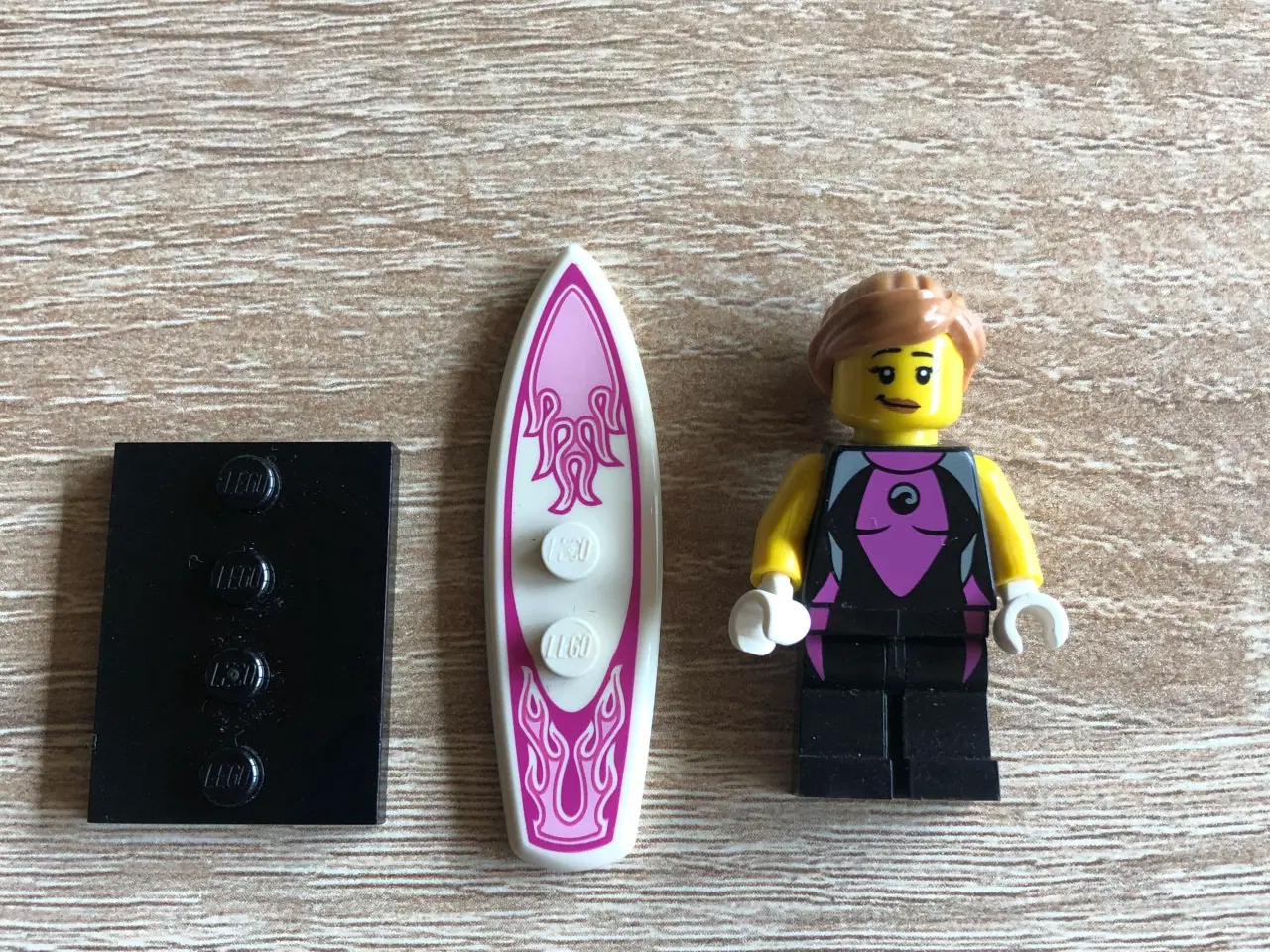 Billede 3 - Lego Minifigurer Serie 4