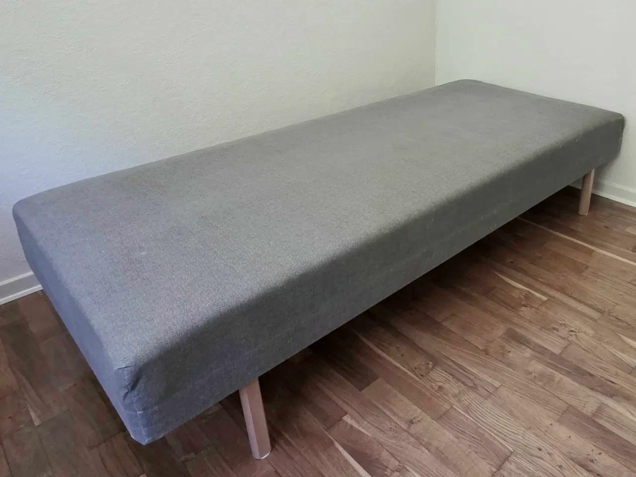 Billede 1 - Boxmadras fra styling af tomme boliger 90x200