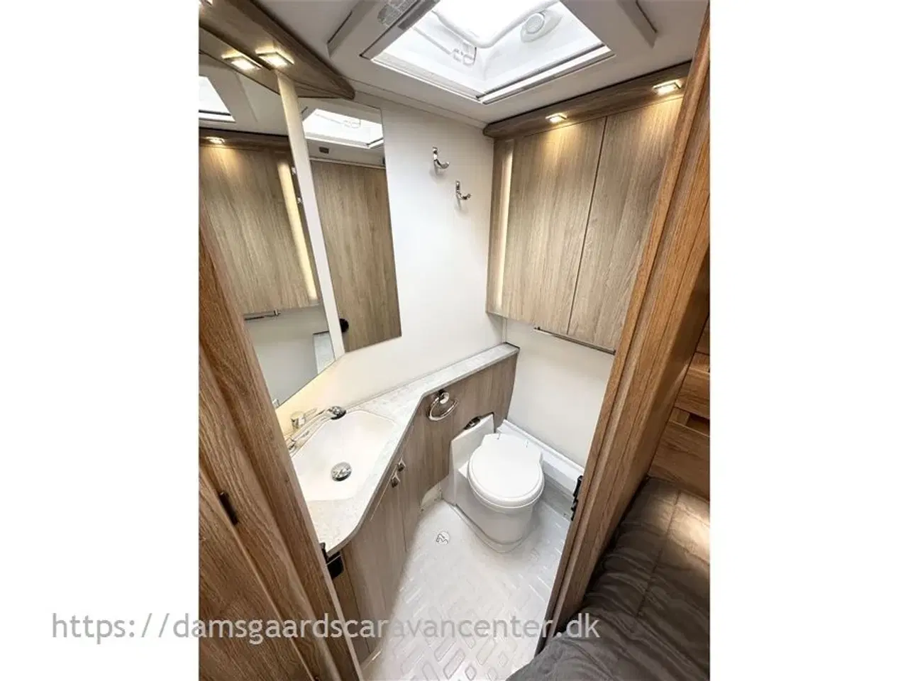Billede 19 - 2019 - Kabe Classic 520 XL KS   Fransk seng-Alde-Gulvvarme-Mover-El markise