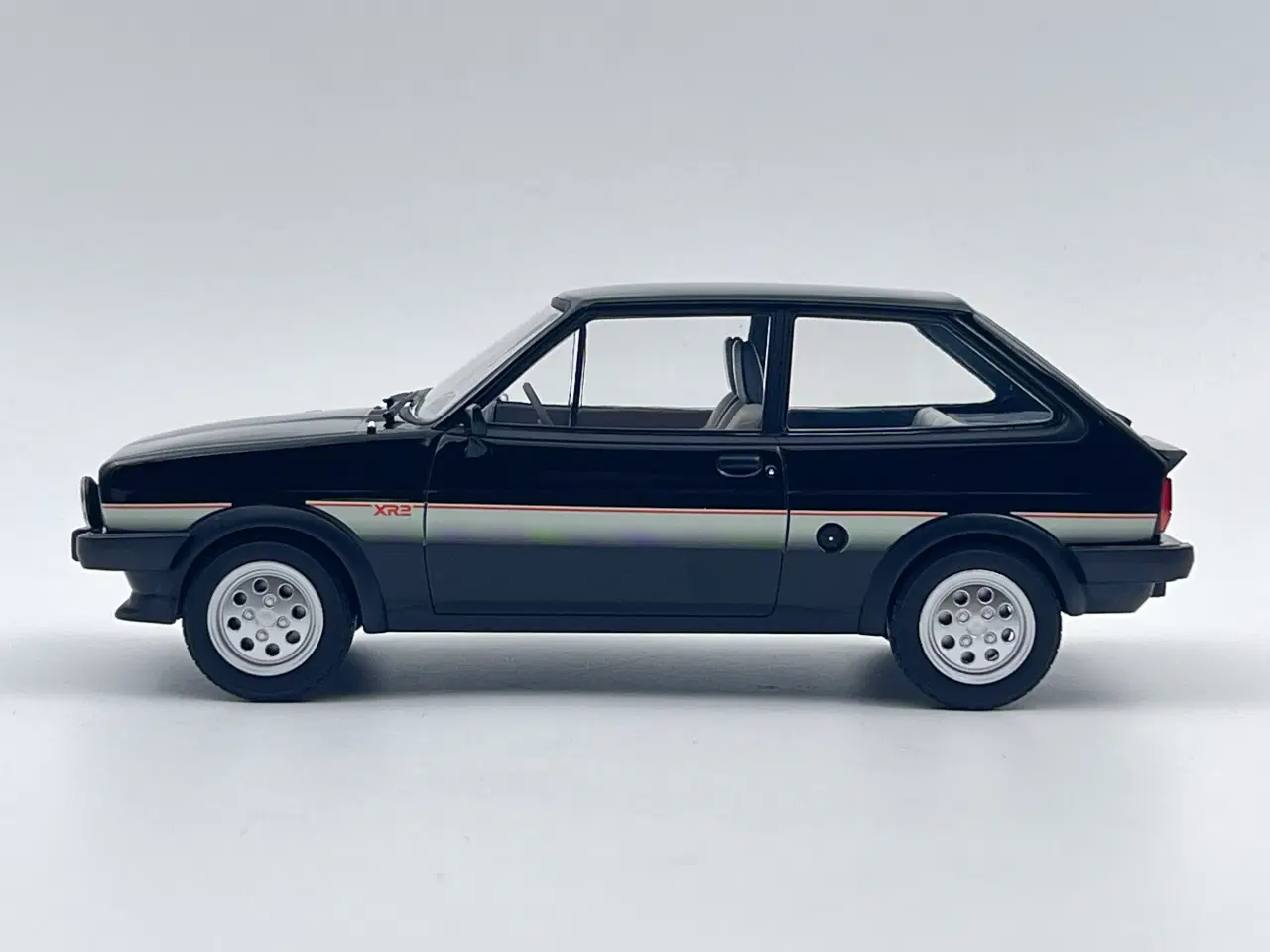 Billede 3 - 1981 Ford Fiesta XR2 Mk 1 - 1:18  Super flot model