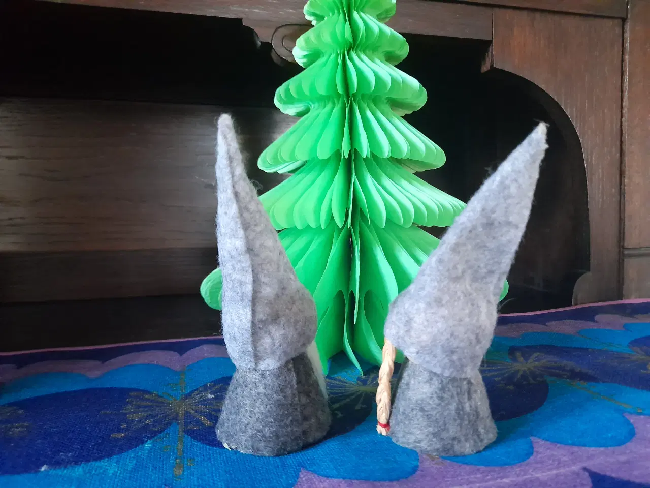 Billede 10 - Julepynt i træ.