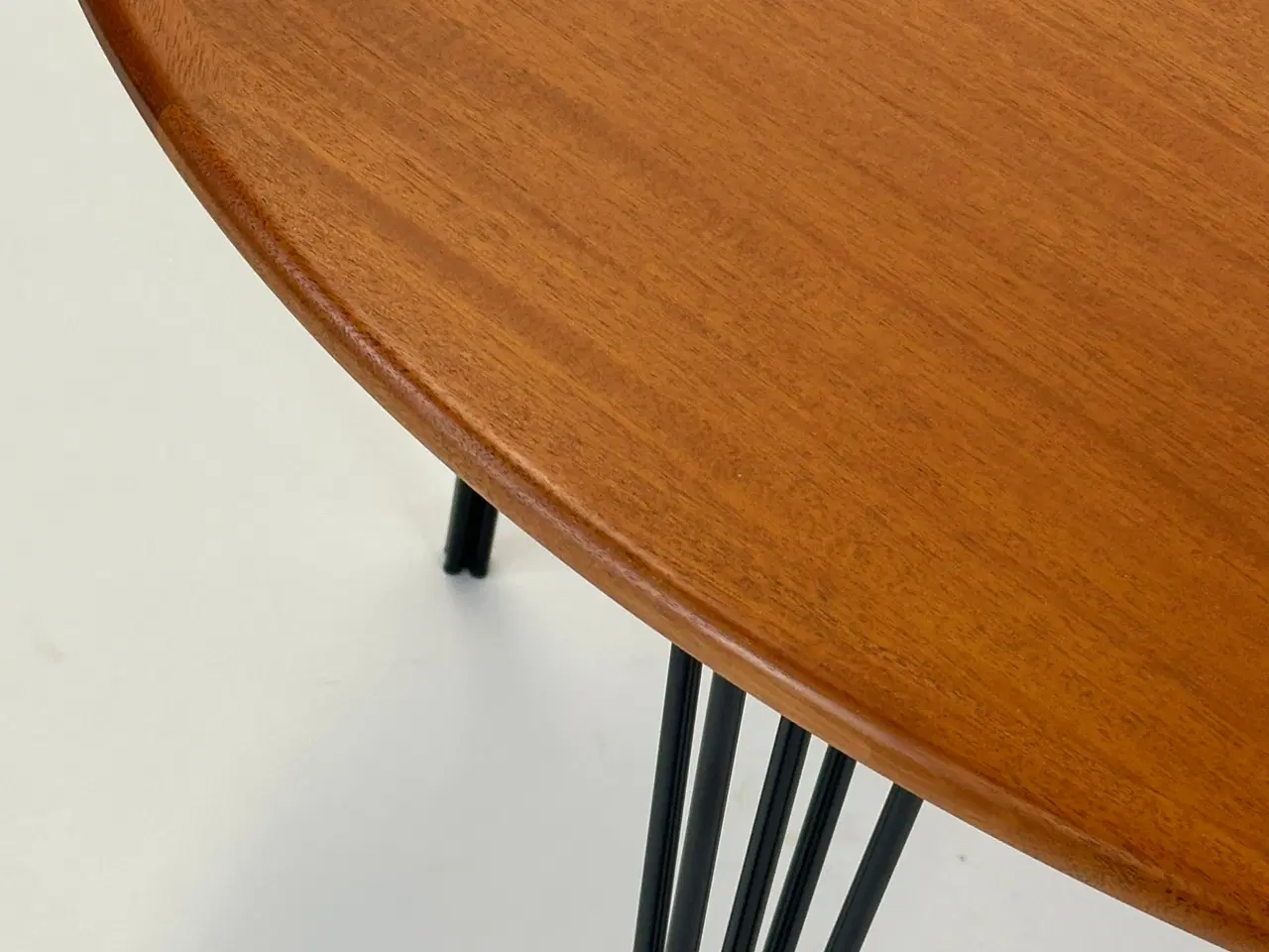 Billede 3 - Rundt Mahogni bord fra Magnus Olesen