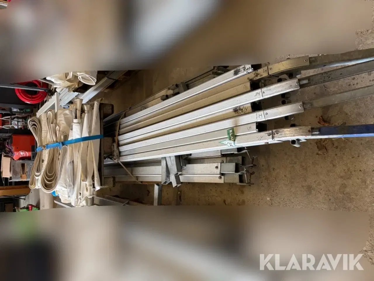 Billede 2 - Telt med teltdug 9x9 meter