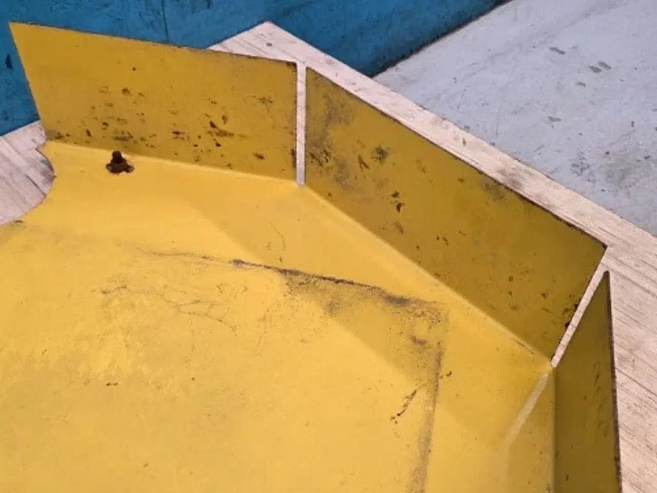 Billede 4 - New Holland TF44 Beskyttelseskærm 80448040