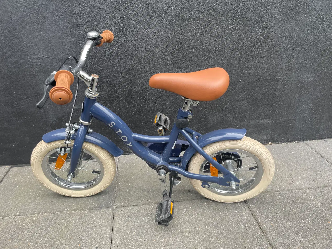 Billede 1 - Børnecykel 12” fra Stoy 