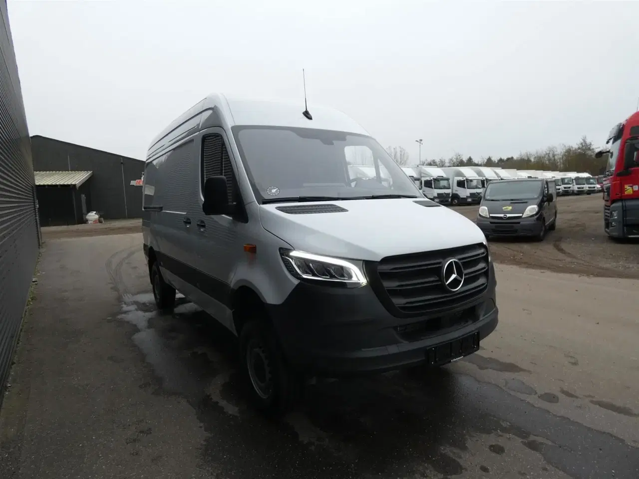 Billede 4 - Mercedes-Benz Sprinter 319 2,0 CDI A2 4X4 9G-Tronic 190HK Van 9g Aut.