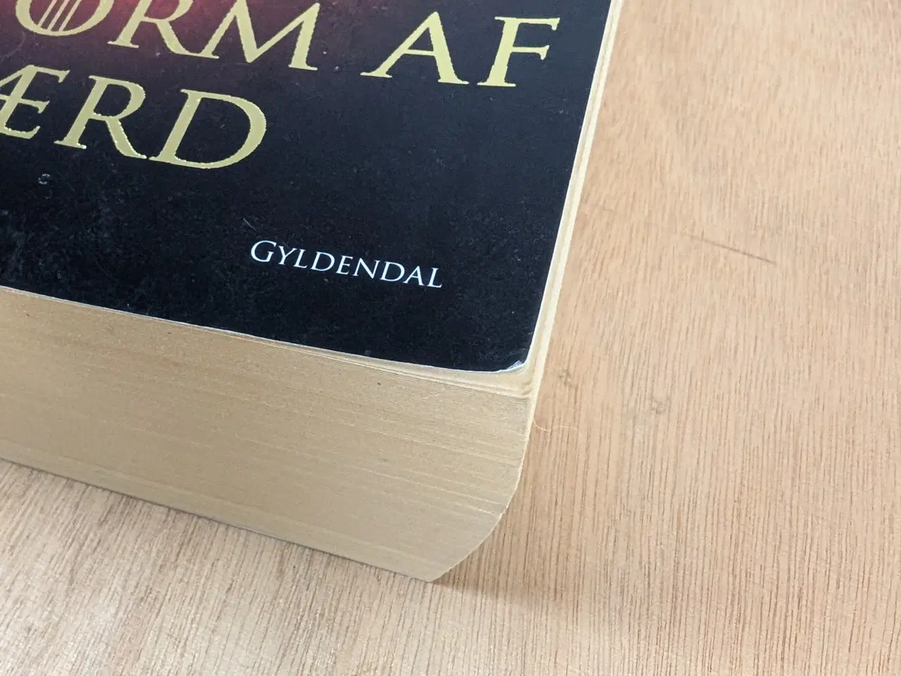 Billede 3 - George R.R. Martin En Storm af Sværd - Roman