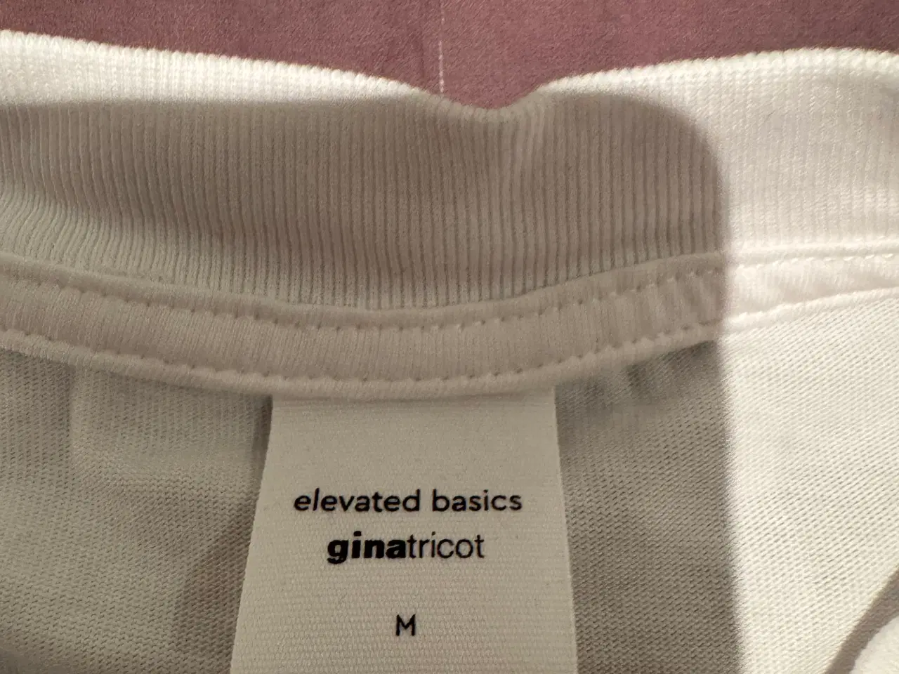 Billede 2 - T-shirt sælges 